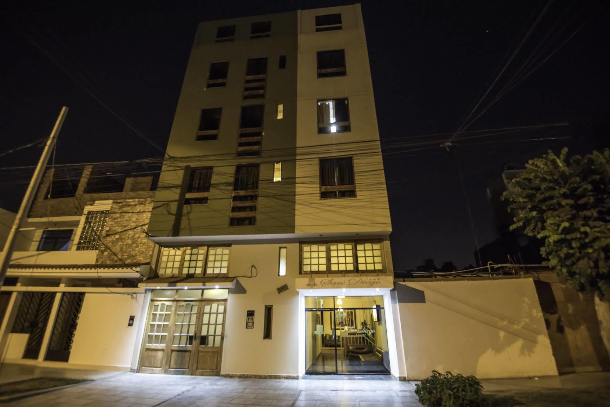 Hotel Ejecutivo San Diego Trujillo Eksteriør bilde